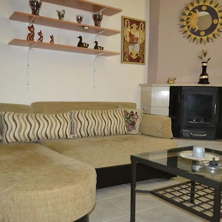 Appartamento Vasiliki'S Cosy House Nea Michaniona Esterno foto